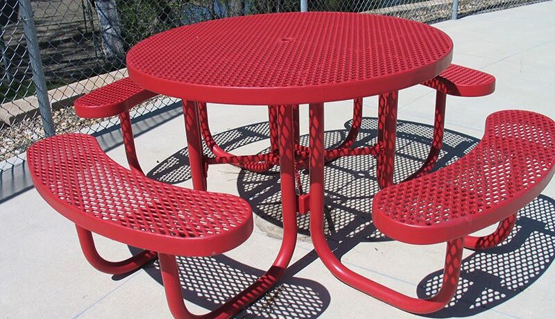 Plastisol-Coated Picnic Table