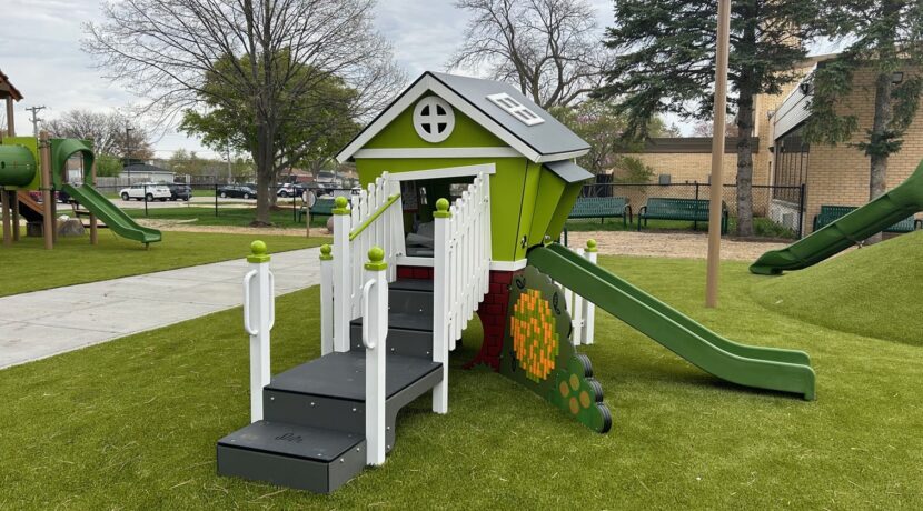 Outdoor Nature Lab in Des Plaines