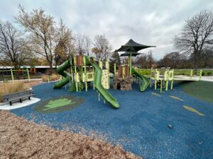 Maine Park in Park Ridge
